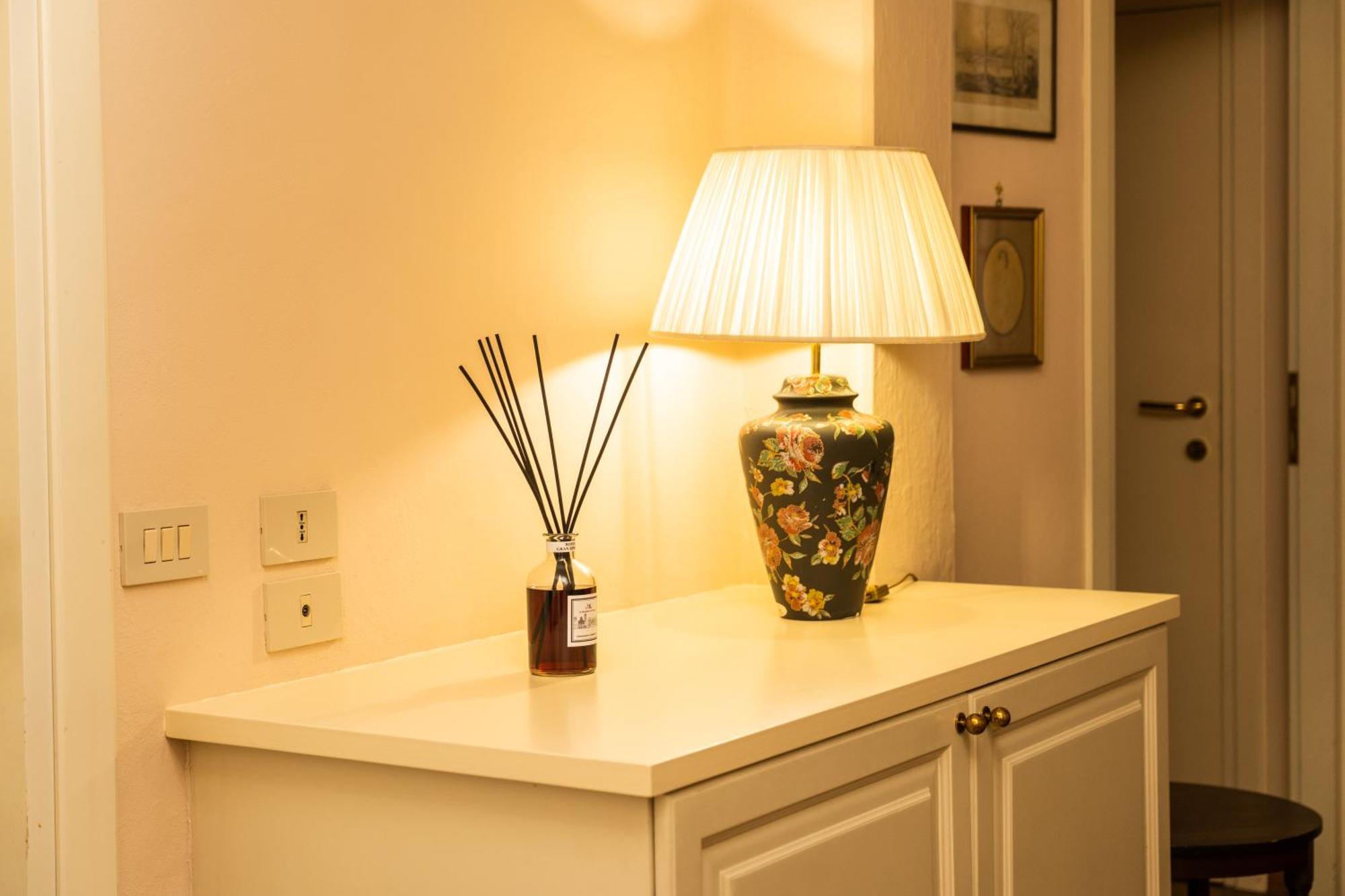 Il Gallo - Charming Apt In The Heart Of Lucca Exterior photo