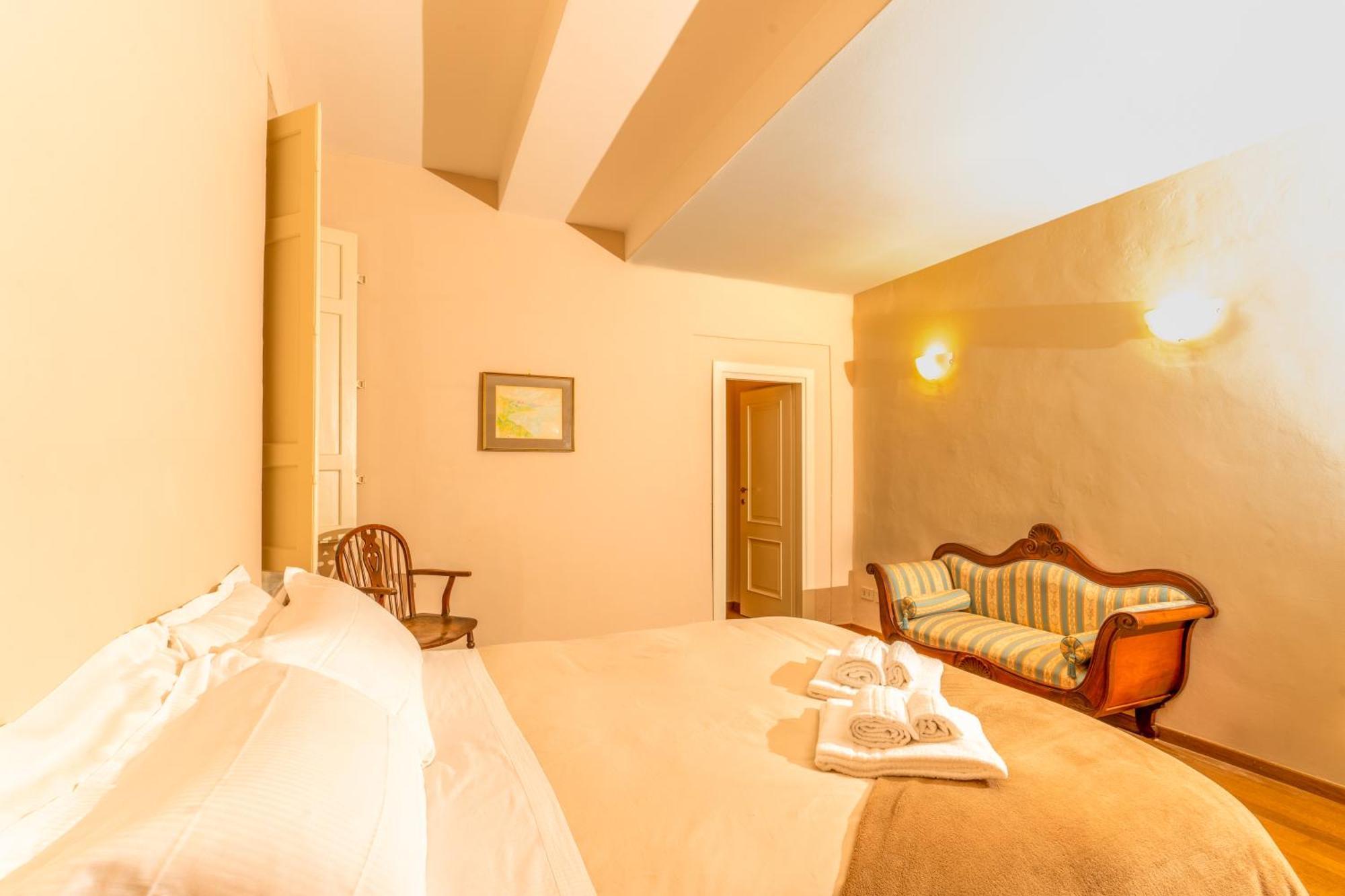 Il Gallo - Charming Apt In The Heart Of Lucca Exterior photo